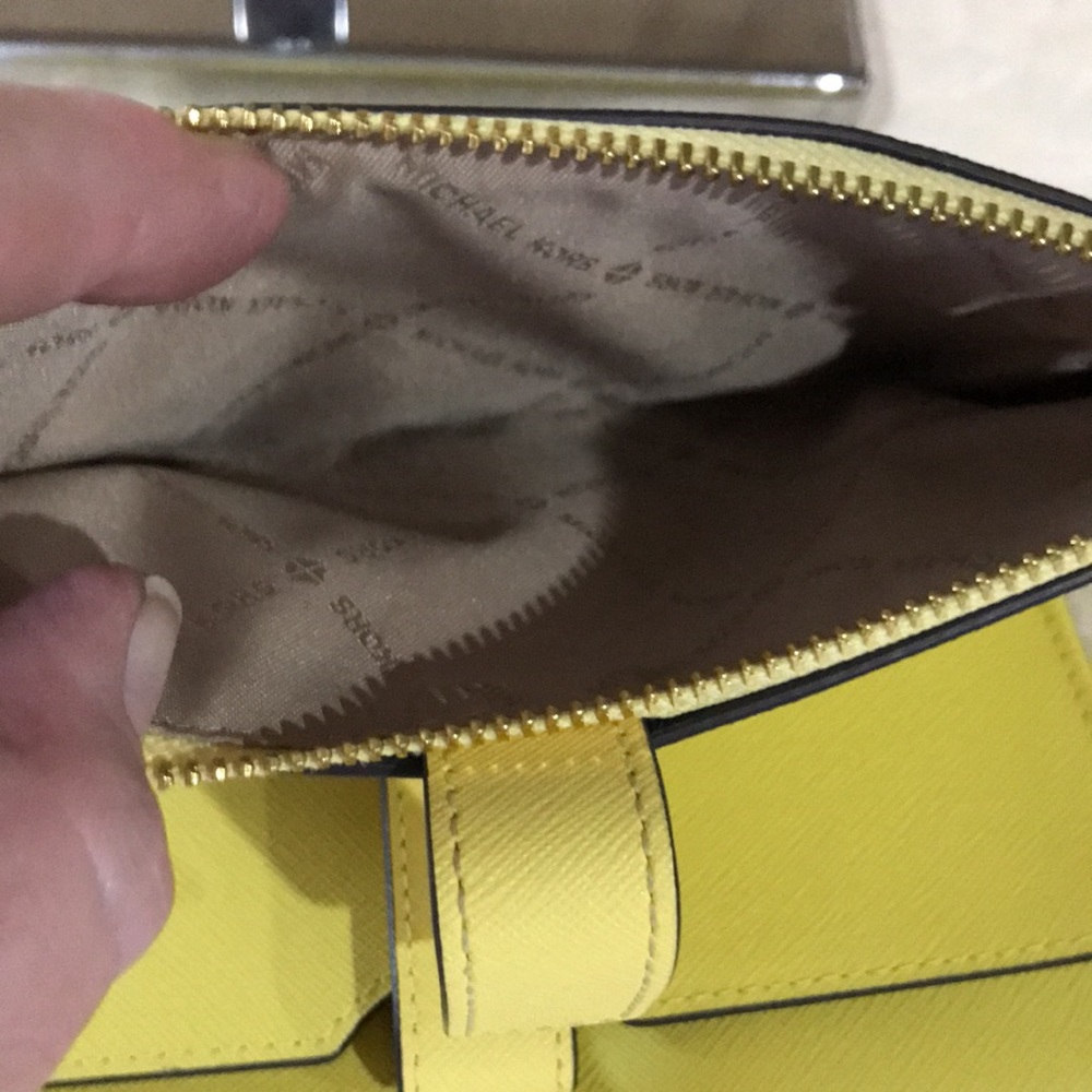 Michael Kors Wallet/Wristlet - Picture 7 of 10